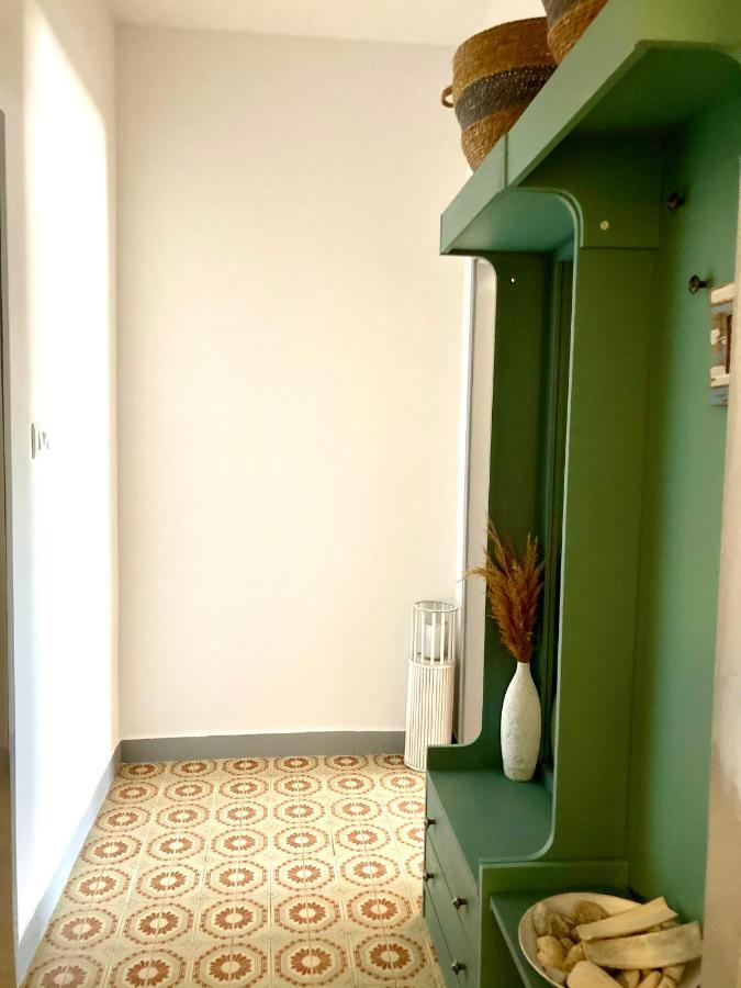 Loft 25 *
